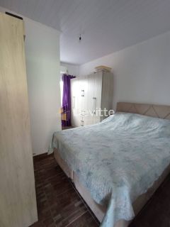 Casa Residencial + sala comercial  à Venda – 3 Suítes | Amplo Espaço | Duas Frentes