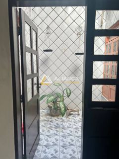SOBRADO À VENDA NO BAIRRO SUÍSSA EM ARACAJU!