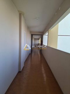 APARTAMENTO À VENDA, TODO REFORMADO, NO EDIFÍCIO CASA GRANDE COM 2 QUARTOS 1 SUÍTES NO BAIRRO CENTRO EM ARACAJU