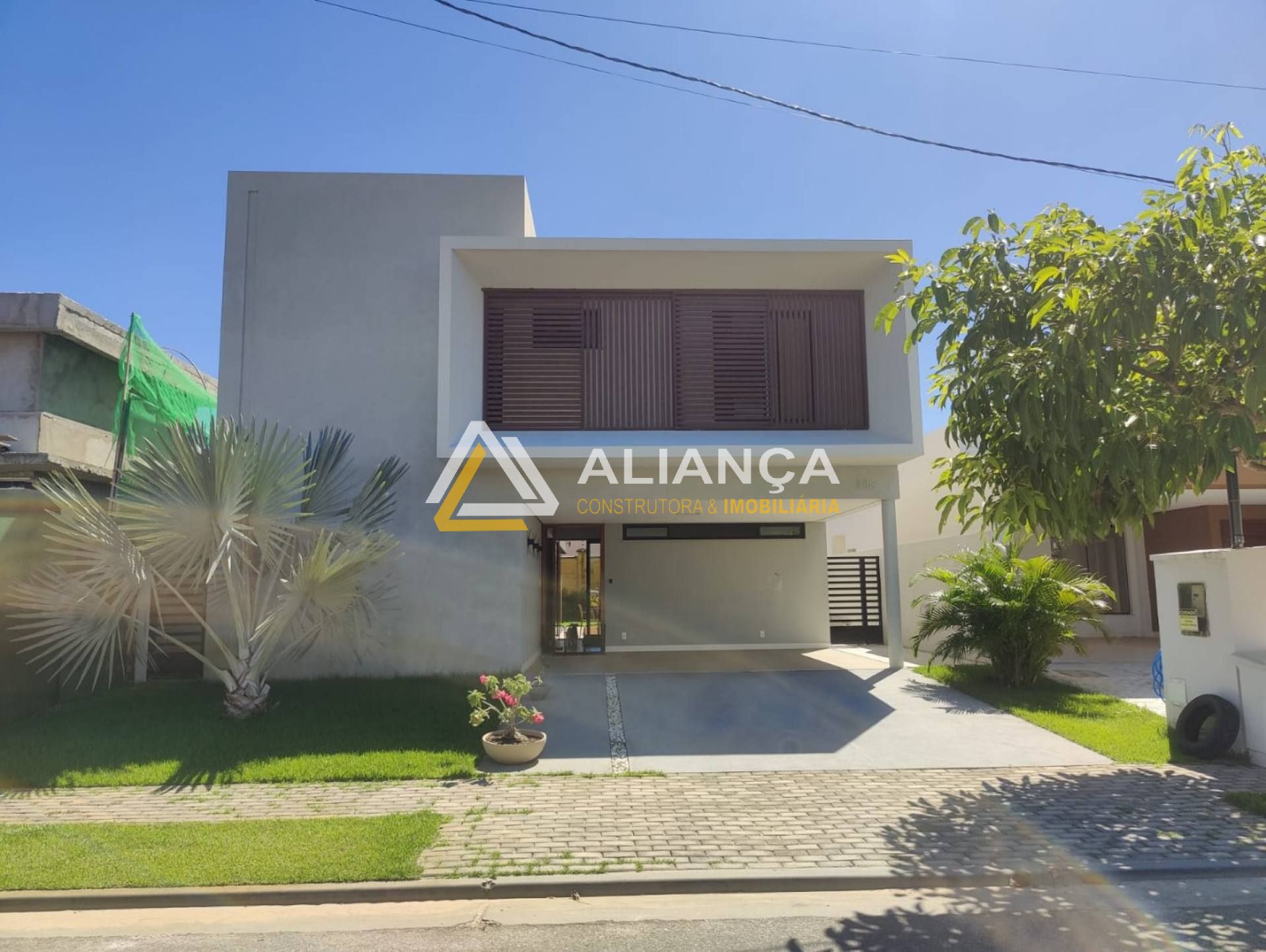 CASA DUPLEX  Á VENDA  NO CONDOMÍNIO TERRAS ALPHAVILLE 2,EM BARRA DOS COQUEIROS/SE.
