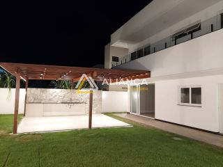 CASA À VENDA EM CONDOMÍNIO DE ALTO PADRÃO NA ARUANA ARACAJU/SE.