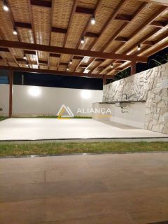 CASA À VENDA EM CONDOMÍNIO DE ALTO PADRÃO NA ARUANA ARACAJU/SE.