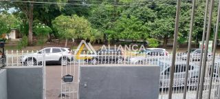 CASA Á VENDA  COM 5 QUARTOS  1 SUÍTE, NO CENTRO EM ARACAJU/SE