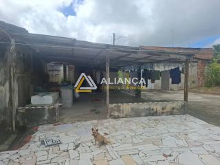 CASA Á VENDA COM 04 QUARTOS,SENDO 02 SUÍTES NA AVENIDA IRINEY NERY EM SÃO  CRISTOVÃO ARACAJU/SE.