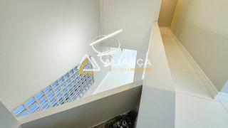 CASA Á VENDA COM  5 QUARTOS,SENDO 3 SUÍTES NO BAIRRO ATALAIA EM  ARACAJU SERGIPE