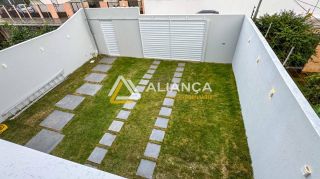 CASA Á VENDA COM  5 QUARTOS,SENDO 3 SUÍTES NO BAIRRO ATALAIA EM  ARACAJU SERGIPE