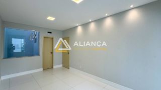 CASA Á VENDA COM  5 QUARTOS,SENDO 3 SUÍTES NO BAIRRO ATALAIA EM  ARACAJU SERGIPE