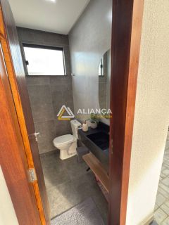 CASA À VENDA EM CONDOMÍNIO COM 3 QUARTOS,SENDO 1 SUÍTE NO BAIRRO OLHOS D` ÁGUA EM  BARRA  DOS COQUEIROS SERGIPE.