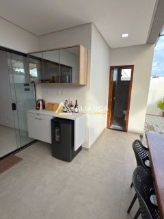 CASA À VENDA EM CONDOMÍNIO COM 3 QUARTOS,SENDO 1 SUÍTE NO BAIRRO OLHOS D` ÁGUA EM  BARRA  DOS COQUEIROS SERGIPE.