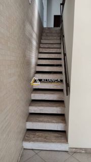 CASA Á VENDA COM 6 QUARTOS,SENDO 3 SUÍTES NO BAIRRO ATALAIA EM ARACAJU/SE.