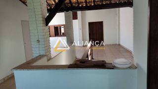 CASA Á VENDA COM 6 QUARTOS,SENDO 3 SUÍTES NO BAIRRO ATALAIA EM ARACAJU/SE.