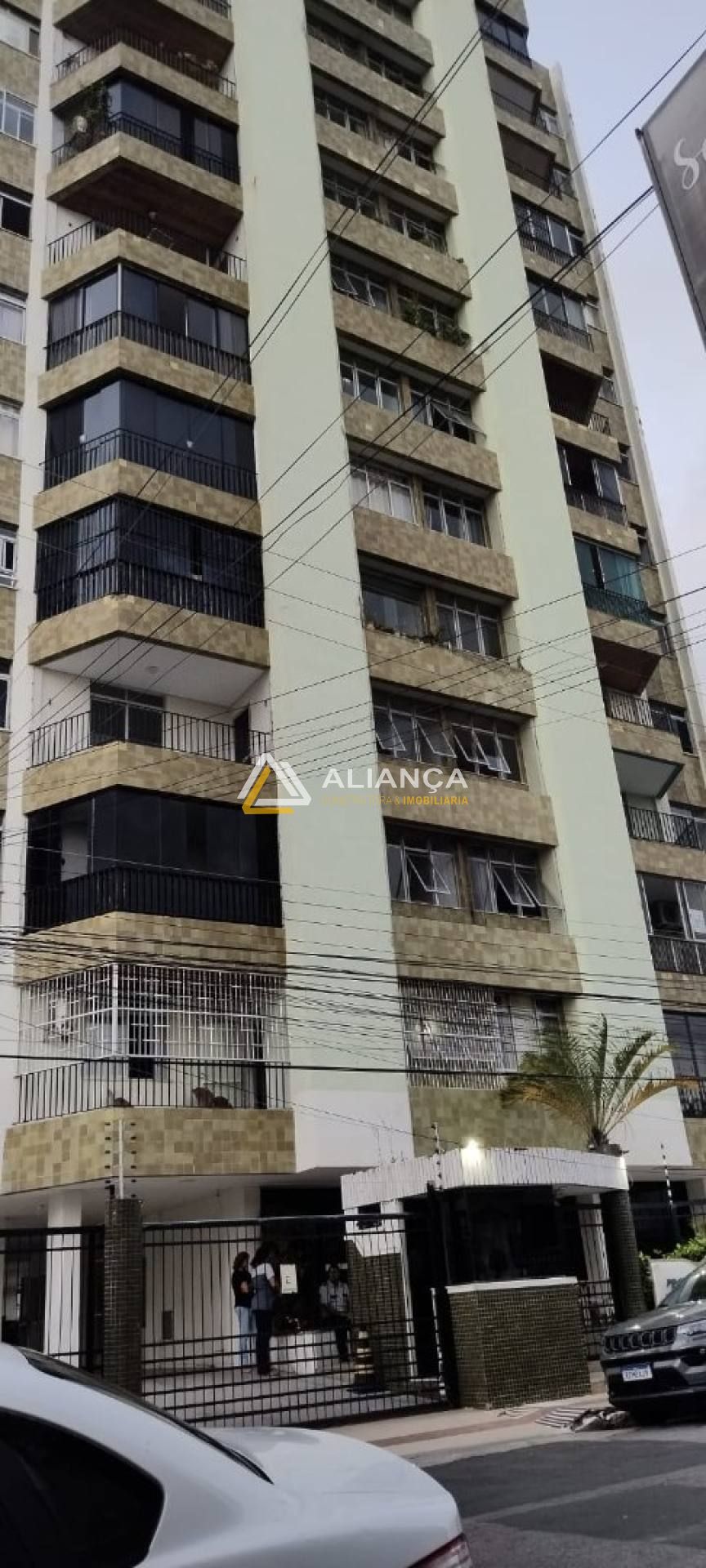 APARTAMENTO À VENDA  COM 03 QUARTOS,SENDO 01 SUÍTE NO  BAIRRO  SÃO JOSÉ  EM  ARACAJU SERGIPE.