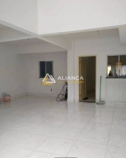 Casa á venda com 5 quartos 3 suítes no bairro Luzia em Aracaju /SE