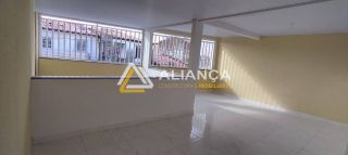 CASA À VENDA  COM  5 QUARTOS,SENDO 3 SUÍTES NO BAIRRO LUZIA EM ARACAJU SERGIPE.