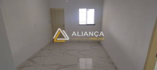 CASA À VENDA  COM  5 QUARTOS,SENDO 3 SUÍTES NO BAIRRO LUZIA EM ARACAJU SERGIPE.