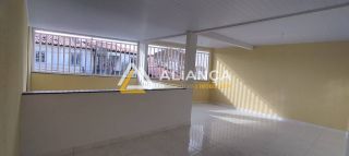 CASA À VENDA  COM  5 QUARTOS,SENDO 3 SUÍTES NO BAIRRO LUZIA EM ARACAJU SERGIPE.