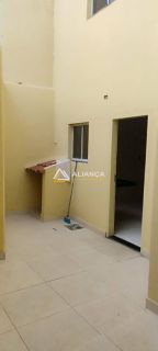 CASA À VENDA  COM  5 QUARTOS,SENDO 3 SUÍTES NO BAIRRO LUZIA EM ARACAJU SERGIPE.