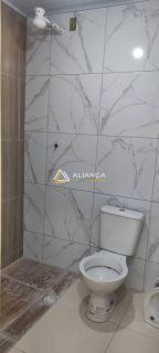 CASA À VENDA  COM  5 QUARTOS,SENDO 3 SUÍTES NO BAIRRO LUZIA EM ARACAJU SERGIPE.