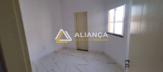 CASA À VENDA  COM  5 QUARTOS,SENDO 3 SUÍTES NO BAIRRO LUZIA EM ARACAJU SERGIPE.