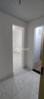 CASA À VENDA  COM  5 QUARTOS,SENDO 3 SUÍTES NO BAIRRO LUZIA EM ARACAJU SERGIPE.