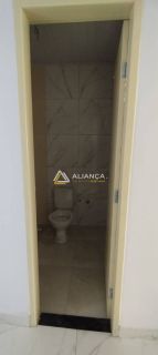 CASA À VENDA  COM  5 QUARTOS,SENDO 3 SUÍTES NO BAIRRO LUZIA EM ARACAJU SERGIPE.