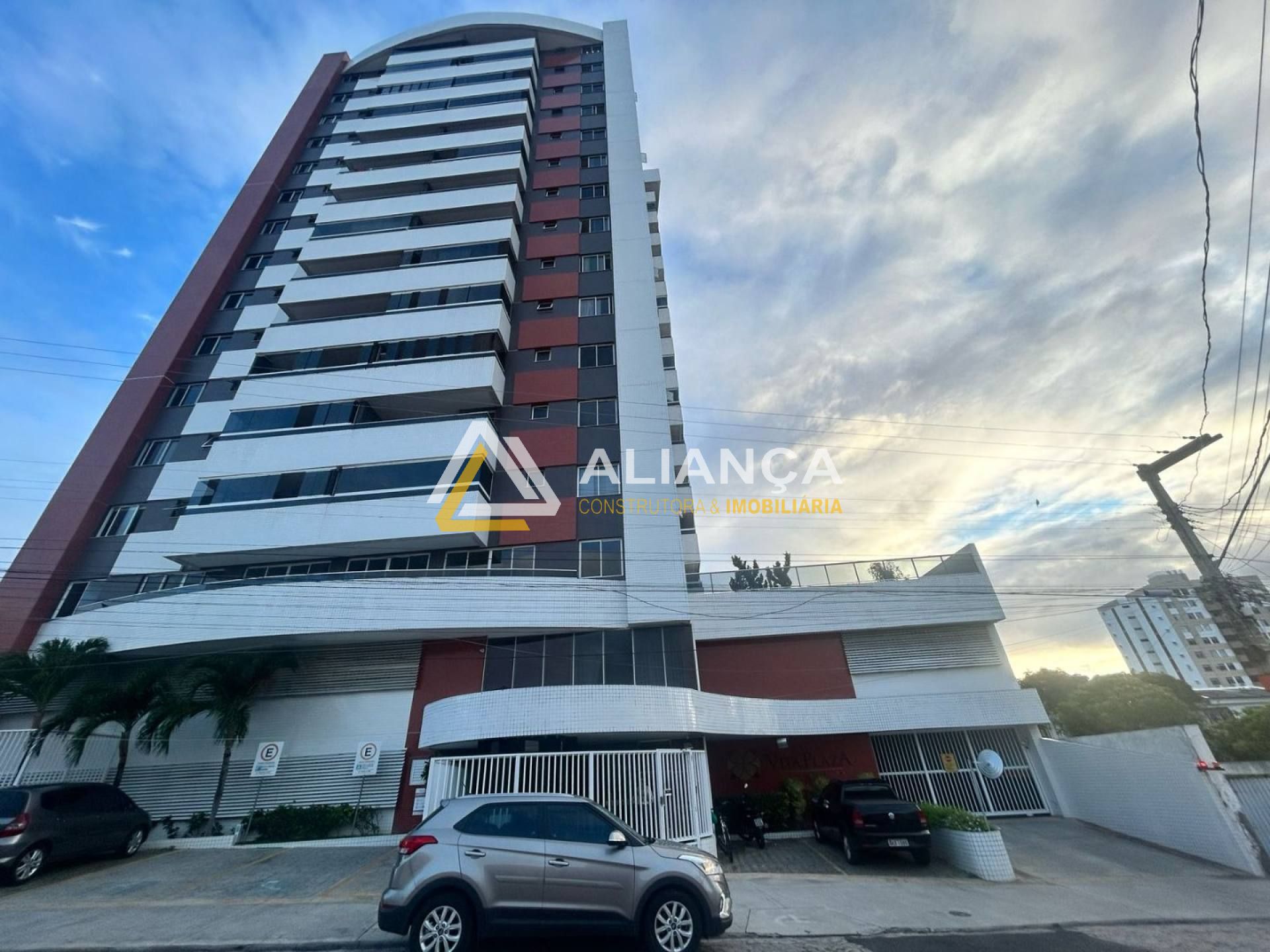 APARTAMENTO À VENDA NO VITA PLAZA RESIDENCE COM 03 QUARTOS,SENDO 02 SUÍTES  NO BAIRRO  GRAGERU EM ARACAJU SERGIPE.
