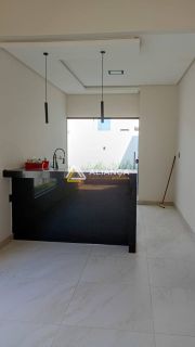 CASA À VENDA NO CONDOMÍNIO SOL E PRAIA COM 3 QUARTOS, SENDO  1 SUÍTE  EM BARRA DOS COQUEIROS SERGIPE.