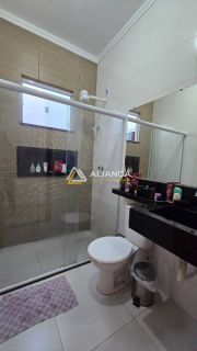 CASA À VENDA  COM  2 QUARTOS,SENDO 1 SUÍTE NO BAIRRO  OLHOS D' ÁGUA EM BARRA DOS COQUEIROS SERGIPE.