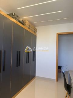 APARTAMENTO À VENDA NO CONDOMÍNIO TRIANON BAIRRO JARDINS EM ARACAJU SERGIPE.