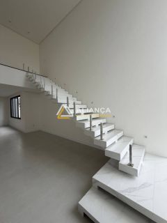 CASA  DE ALTO PADRÃO À VENDA NO CONDOMÍNIO DAHMA COM 5 QUARTOS E 3 SUÍTES NA BARRA DOS COQUEIROS/SE