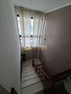 CASA Á VENDA COM 4 QUARTOS 2 SUÍTES NO COND. LA VILLETE, NO BAIRRO COROA DO MEIO EM ARACAJU/SE