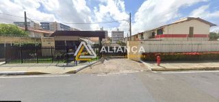 CASA Á VENDA COM 4 QUARTOS 2 SUÍTES NO COND. LA VILLETE, NO BAIRRO COROA DO MEIO EM ARACAJU/SE
