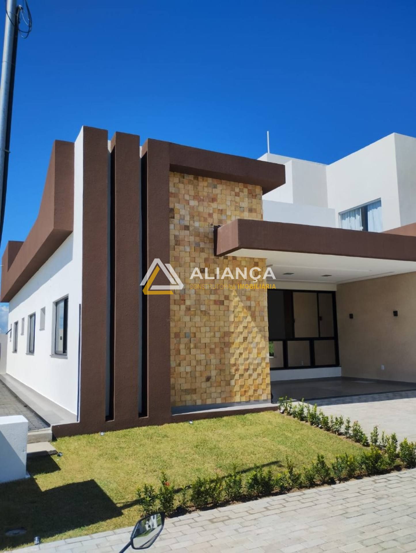 CASA À VENDA NO CONDOMÍNIO VILLAREDO EM BARRA DOS COQUEIROS SERGIPE