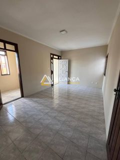 CASA DUPLEX À VENDA NO BAIRRO ORLANDO DANTAS EM ARACAJU SERGIPE.