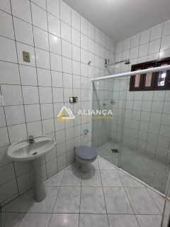 CASA DUPLEX À VENDA NO BAIRRO ORLANDO DANTAS EM ARACAJU SERGIPE.