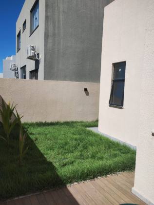 CASA À VENDA COM 03 QUARTOS,SENDO 01 SUÍTE NO CONDOMÍNIO MALUÍ RESIDENCE NA BARRA DOS COQUEIROS SERGIPE.