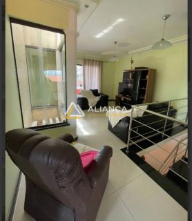 CASA À VENDA  NO BAIRRO ORLANDO DANTAS EM ARACAJU SERGIPE.