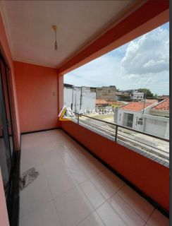CASA À VENDA  NO BAIRRO ORLANDO DANTAS EM ARACAJU SERGIPE.