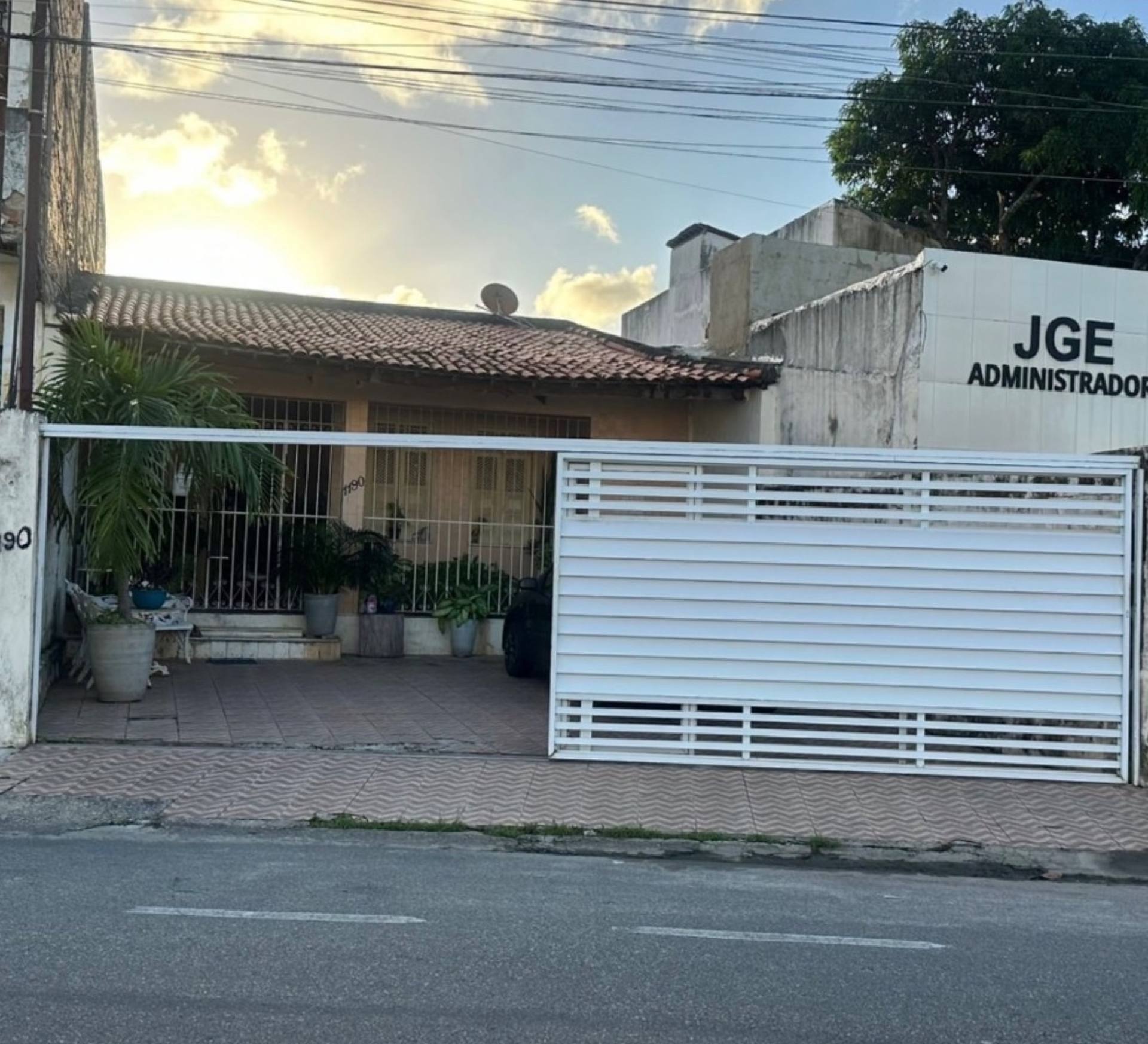 CASA À VENDA NO BAIRRO SUISSA ARACAJU SERGIPE.