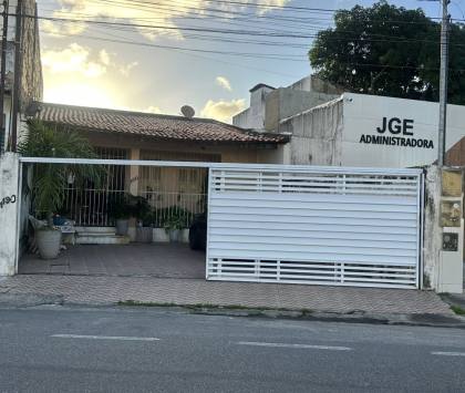 CASA À VENDA NO BAIRRO SUISSA ARACAJU SERGIPE.
