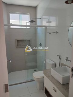 CASA À VENDA  DE  ALTO PADRÃO COM 4 SUÍTES NO CONDOMÍNIO FRAGATTA NO BAIRRO ARUANA  ARACAJU SERGIPE.