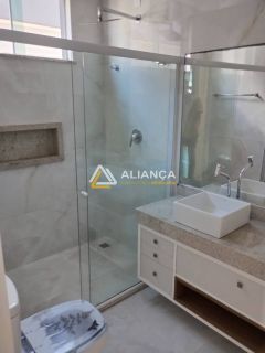 CASA À VENDA  DE  ALTO PADRÃO COM 4 SUÍTES NO CONDOMÍNIO FRAGATTA NO BAIRRO ARUANA  ARACAJU SERGIPE.