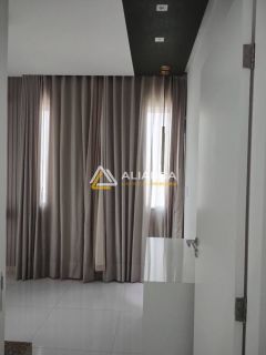 CASA À VENDA  DE  ALTO PADRÃO COM 4 SUÍTES NO CONDOMÍNIO FRAGATTA NO BAIRRO ARUANA  ARACAJU SERGIPE.