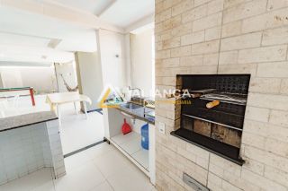 CASA DE ALTO PADRÃO À VENDA COM 08 QUARTOS,SENDO 08 SUÍTES NO BAIRRO ARUANA EM  ARACAJU SERGIPE.