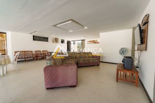 CASA DE ALTO PADRÃO À VENDA COM 08 QUARTOS,SENDO 08 SUÍTES NO BAIRRO ARUANA EM  ARACAJU SERGIPE.