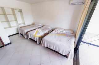 CASA DE ALTO PADRÃO À VENDA COM 08 QUARTOS,SENDO 08 SUÍTES NO BAIRRO ARUANA EM  ARACAJU SERGIPE.