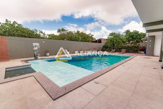 CASA DE ALTO PADRÃO À VENDA COM 08 QUARTOS,SENDO 08 SUÍTES NO BAIRRO ARUANA EM  ARACAJU SERGIPE.