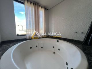CASA DE ALTO PADRÃO À VENDA COM 08 QUARTOS,SENDO 08 SUÍTES NO BAIRRO ARUANA EM  ARACAJU SERGIPE.