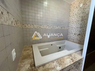 CASA DE ALTO PADRÃO À VENDA COM 08 QUARTOS,SENDO 08 SUÍTES NO BAIRRO ARUANA EM  ARACAJU SERGIPE.
