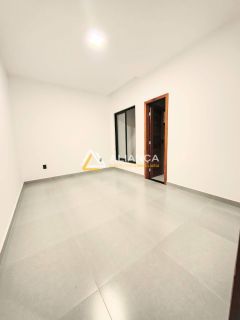CASA À VENDA DE ALTO PADRÃO NO CONDOMÍNIO MALUÍ  RESIDENCE-BARRA DOS COQUEIROS SERGIPE!